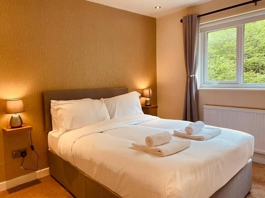 Comfy House With Parking For Multiple Vehicles Villa Cardiff 0*,  United Kingdom